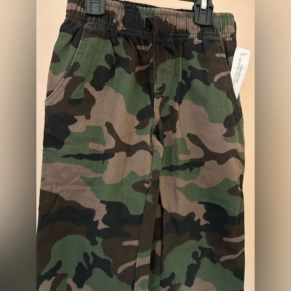 Camo Print Pull-On Pants | Boys XS (4/5) | New With Tag